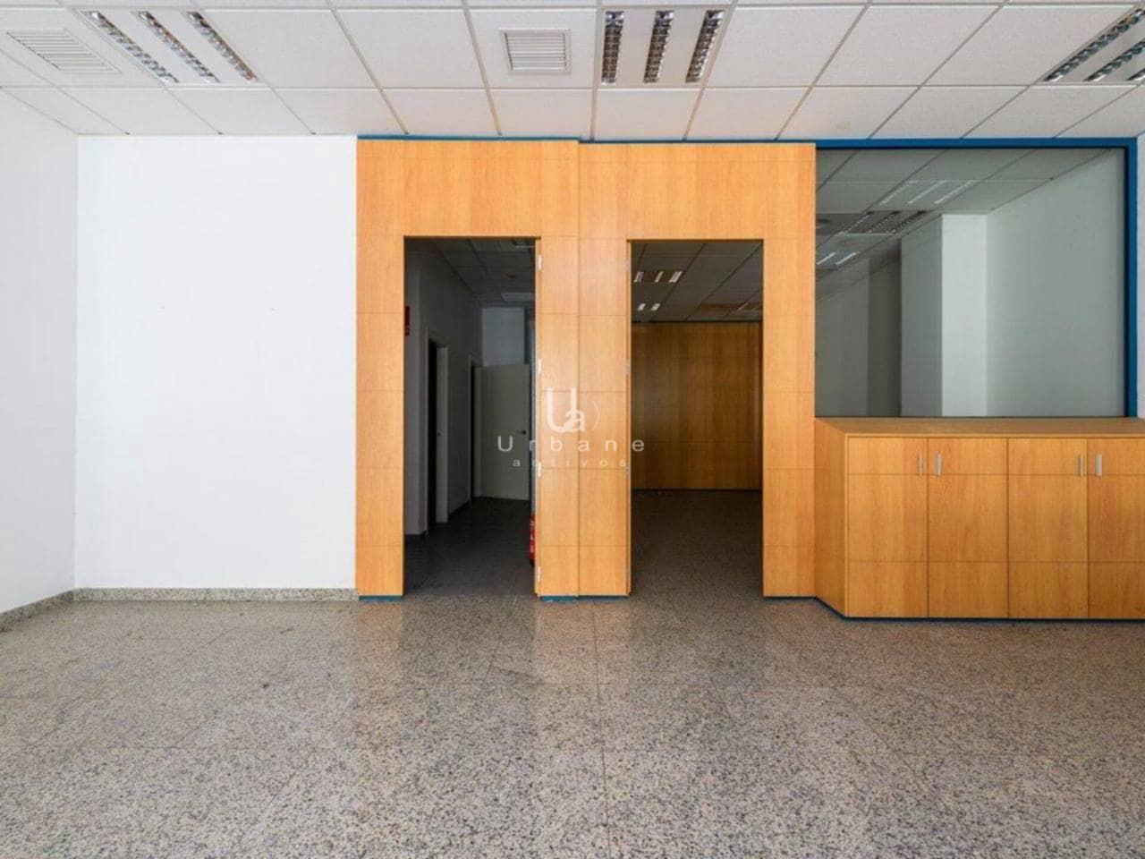 Office for sale in Castello de la Plana - € 95,000 (Ref: 9262246)