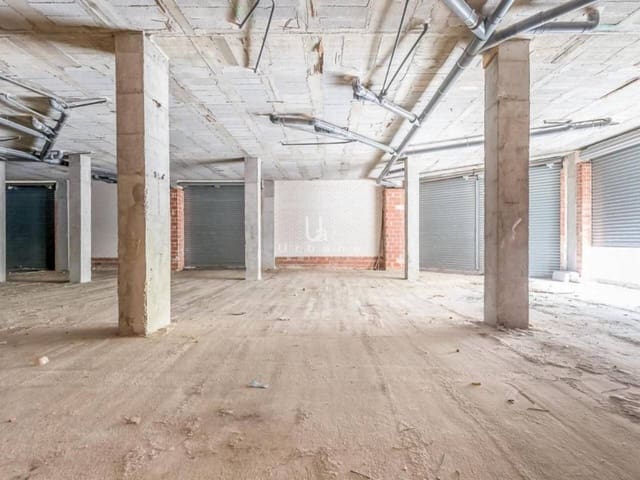 Kommersiell till salu i L'Olleria - 112 000 € (Ref: 9262247)