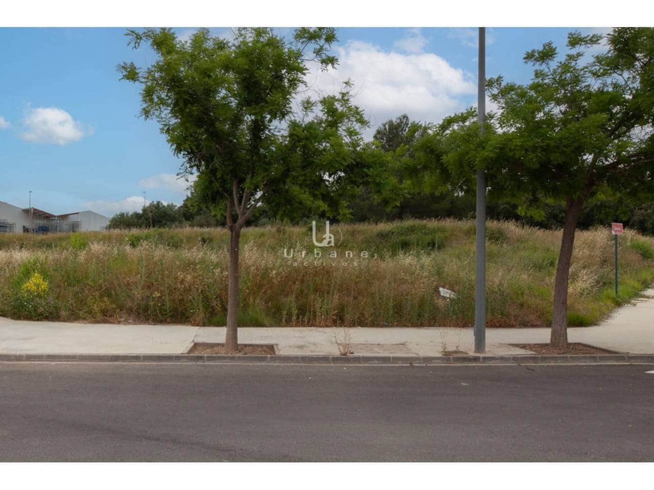 Grunde uden byggetilladelser til salg i Ontinyent - € 999.000 (Ref: 9264035)