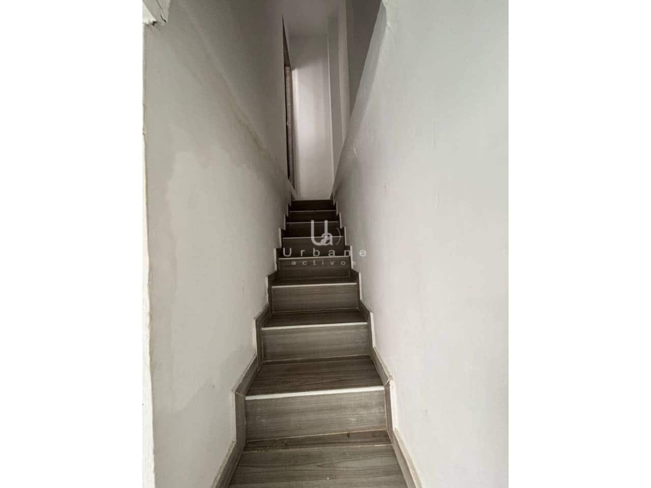 Casa de 5 habitaciones en Alginet en venta con piscina - 230.000 € (Ref: 9284922)