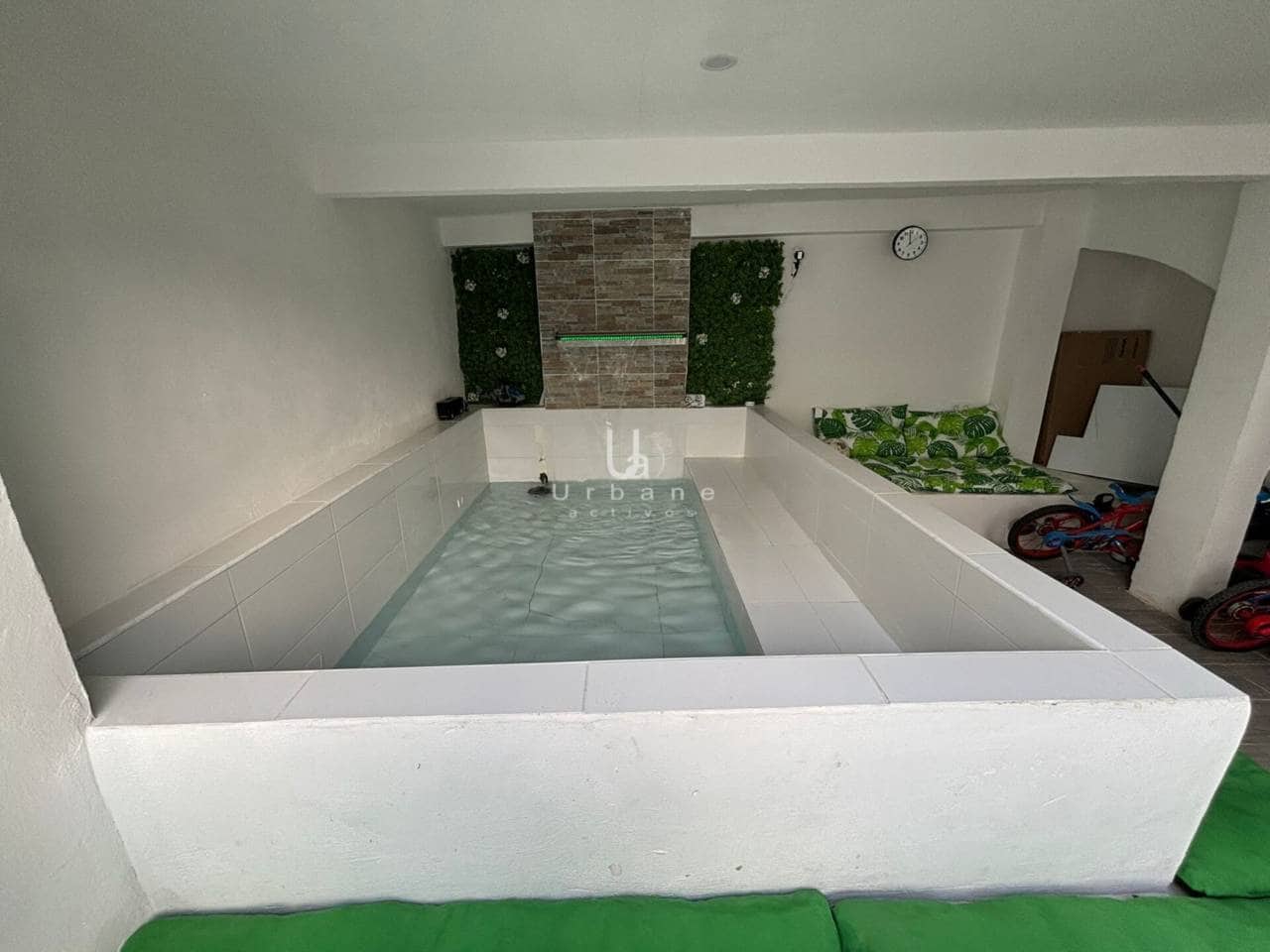 Casa de 5 habitaciones en Alginet en venta con piscina - 230.000 € (Ref: 9284922)