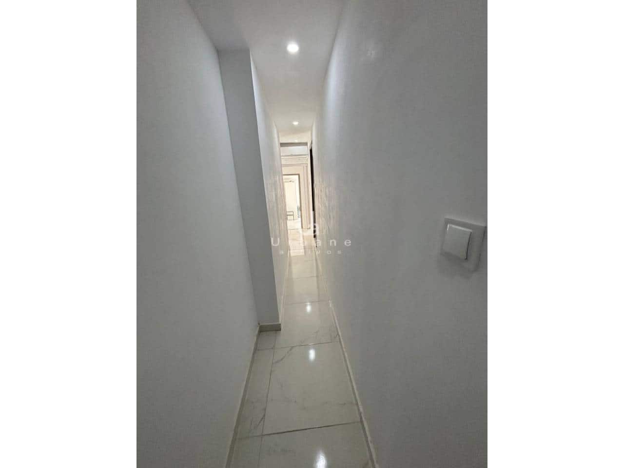 Casa de 5 habitaciones en Alginet en venta con piscina - 230.000 € (Ref: 9284922)