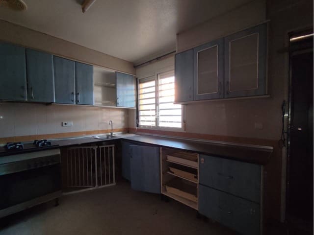 3 bedroom Townhouse for sale in Murcia city with garage - € 190,000 (Ref: 9297419)