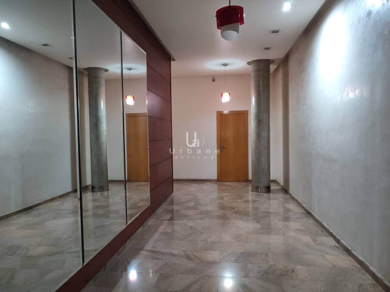 2 bedroom Flat for sale in Murcia city with garage - € 135,000 (Ref: 9303080)