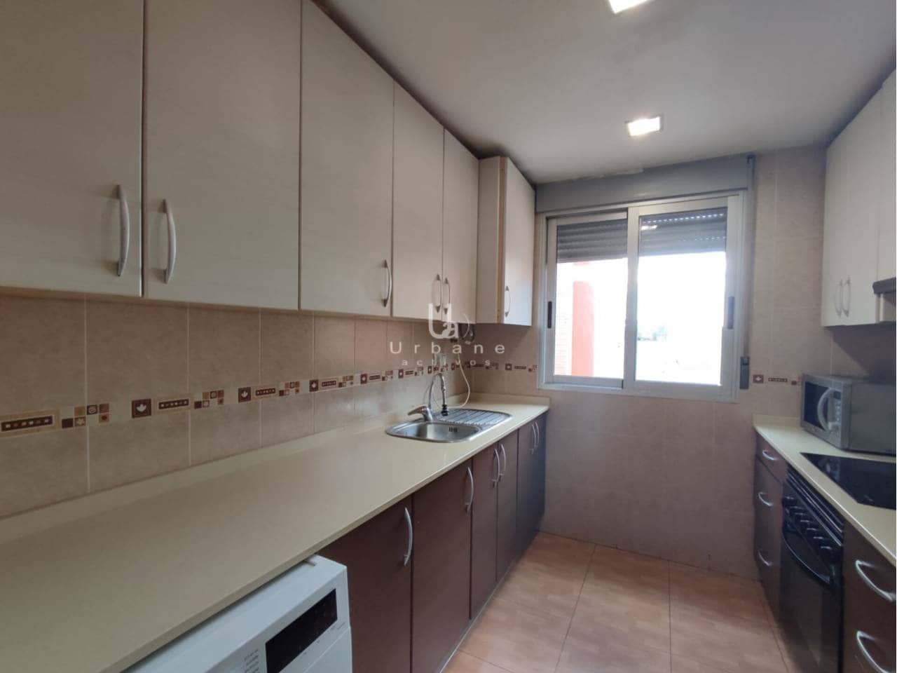 2 bedroom Flat for sale in Murcia city with garage - € 135,000 (Ref: 9303080)