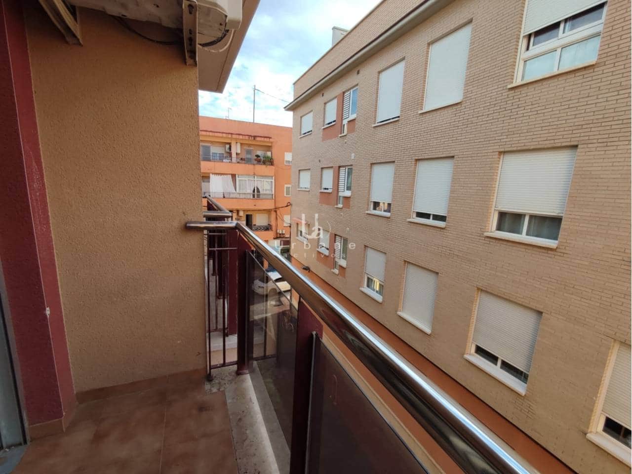 2 bedroom Flat for sale in Murcia city with garage - € 135,000 (Ref: 9303080)