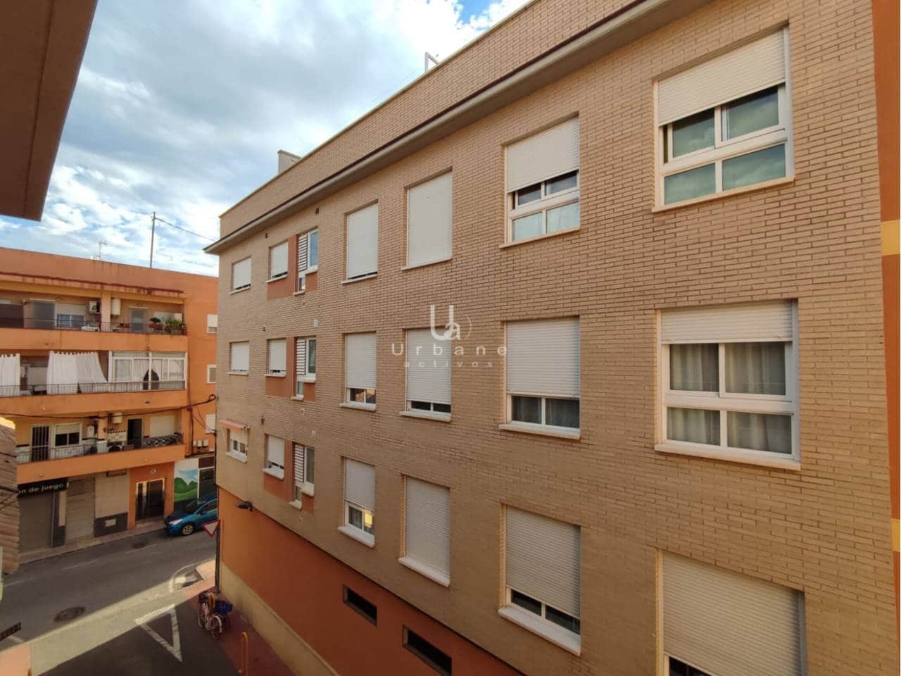 2 bedroom Flat for sale in Murcia city with garage - € 135,000 (Ref: 9303080)