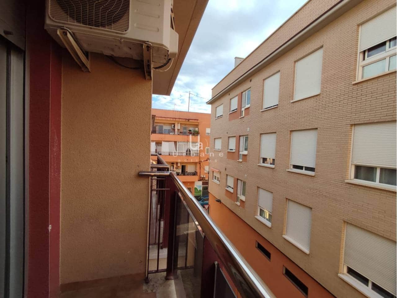 2 bedroom Flat for sale in Murcia city with garage - € 135,000 (Ref: 9303080)