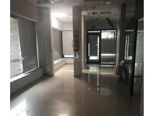 Commercial for sale in Alicante / Alacant city - € 680,000 (Ref: 9309224)