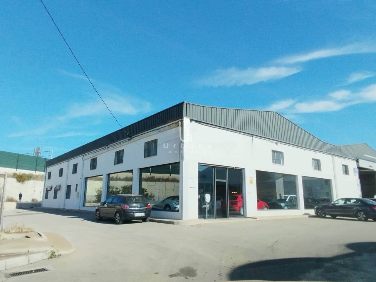 Kommersiell att hyra i Beniajan - 1 900 € (Ref: 9312572)