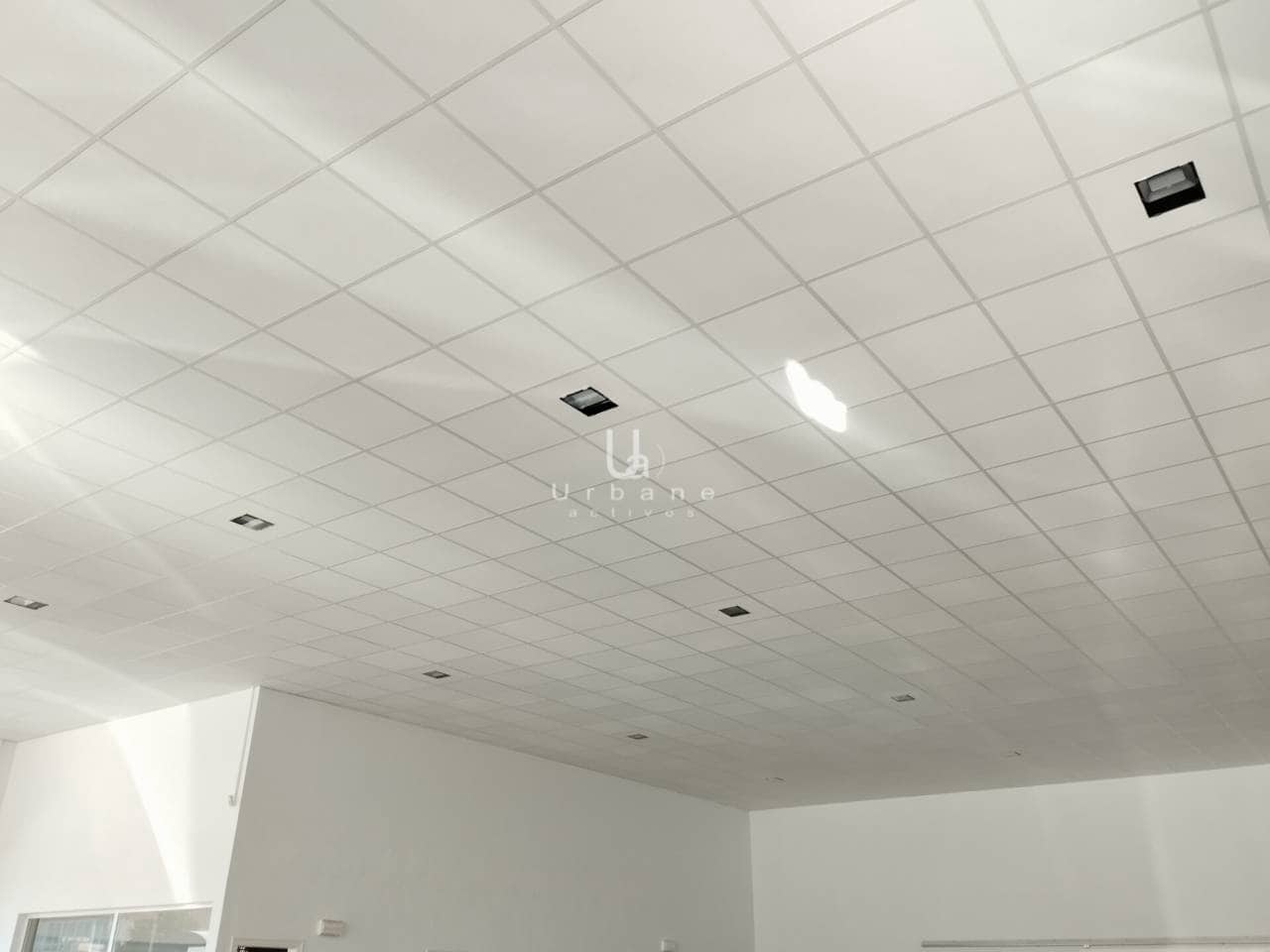 Kommersiell att hyra i Beniajan - 1 900 € (Ref: 9312572)