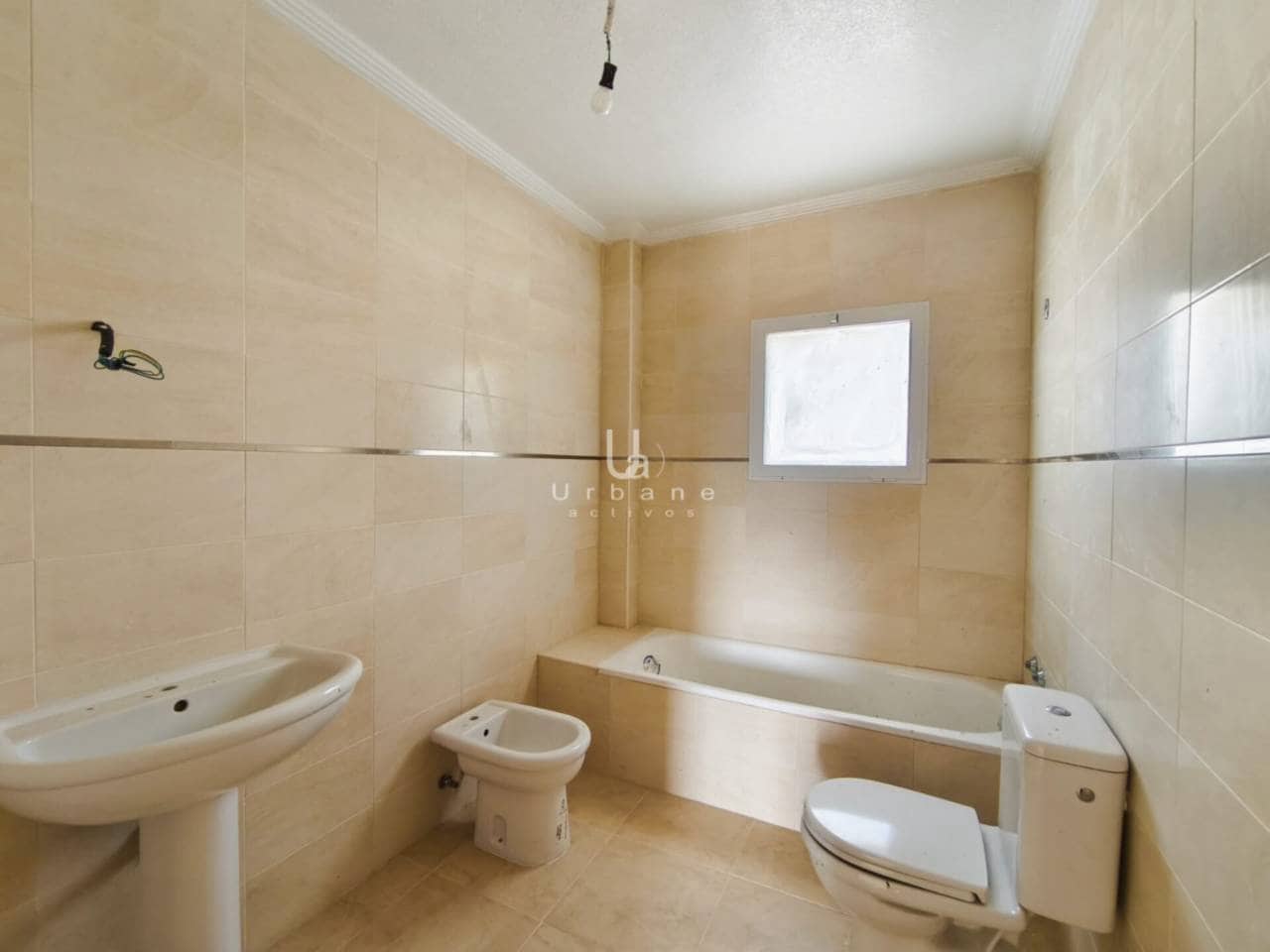 3 soveværelse Villa til salg i Abanilla med swimmingpool garage - € 149.200 (Ref: 9326015)