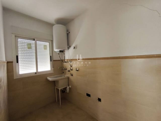 3 sovrum Villa till salu i Abanilla med pool garage - 149 200 € (Ref: 9326015)