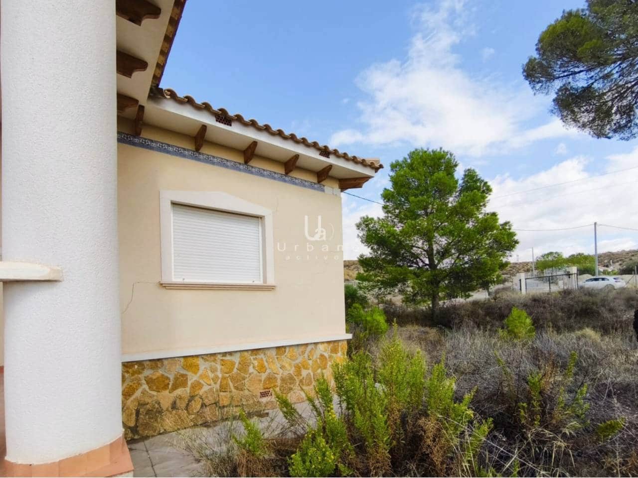 3 soveværelse Villa til salg i Abanilla med swimmingpool garage - € 149.200 (Ref: 9326015)