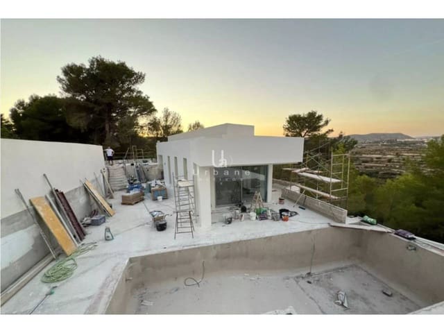 3 soverom Villa til salgs i Moraira, Teulada-Moraira med svømmebasseng garasje - € 1 195 000 (Ref: 9344585)