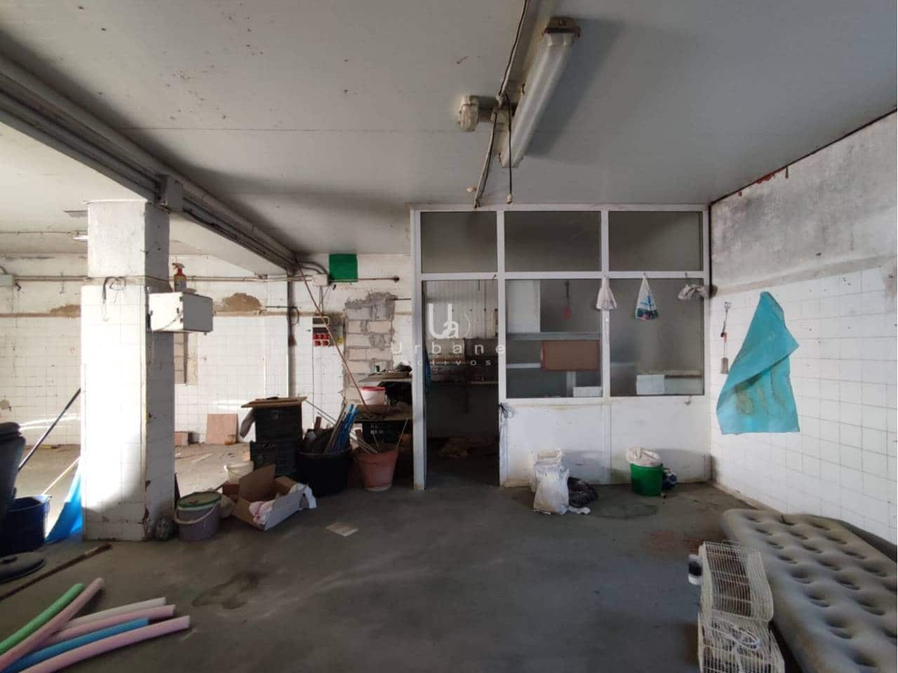 Commercieel te koop in Santa Cruz - € 79.000 (Ref: 9371593)