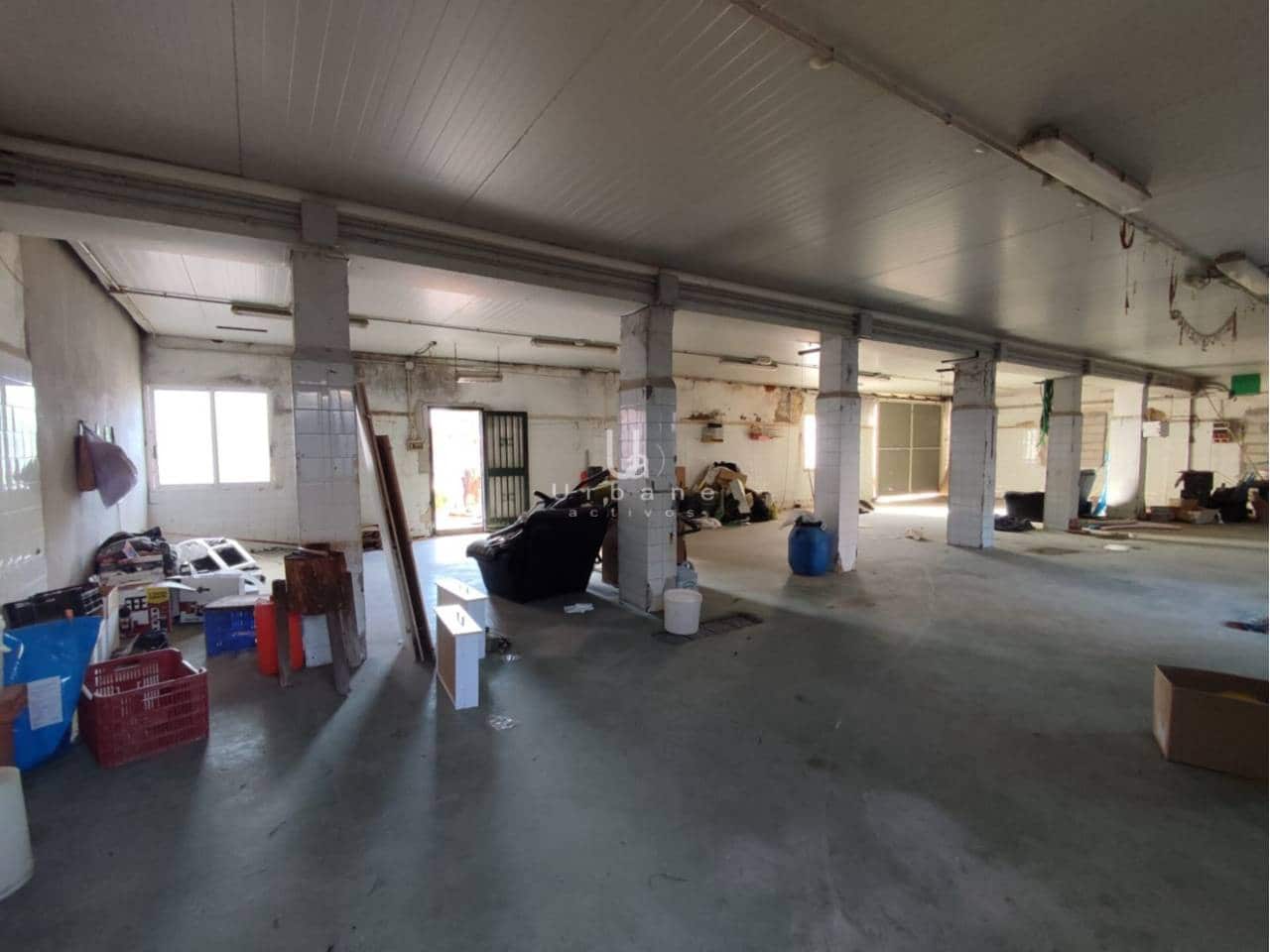 Commercieel te koop in Santa Cruz - € 79.000 (Ref: 9371593)