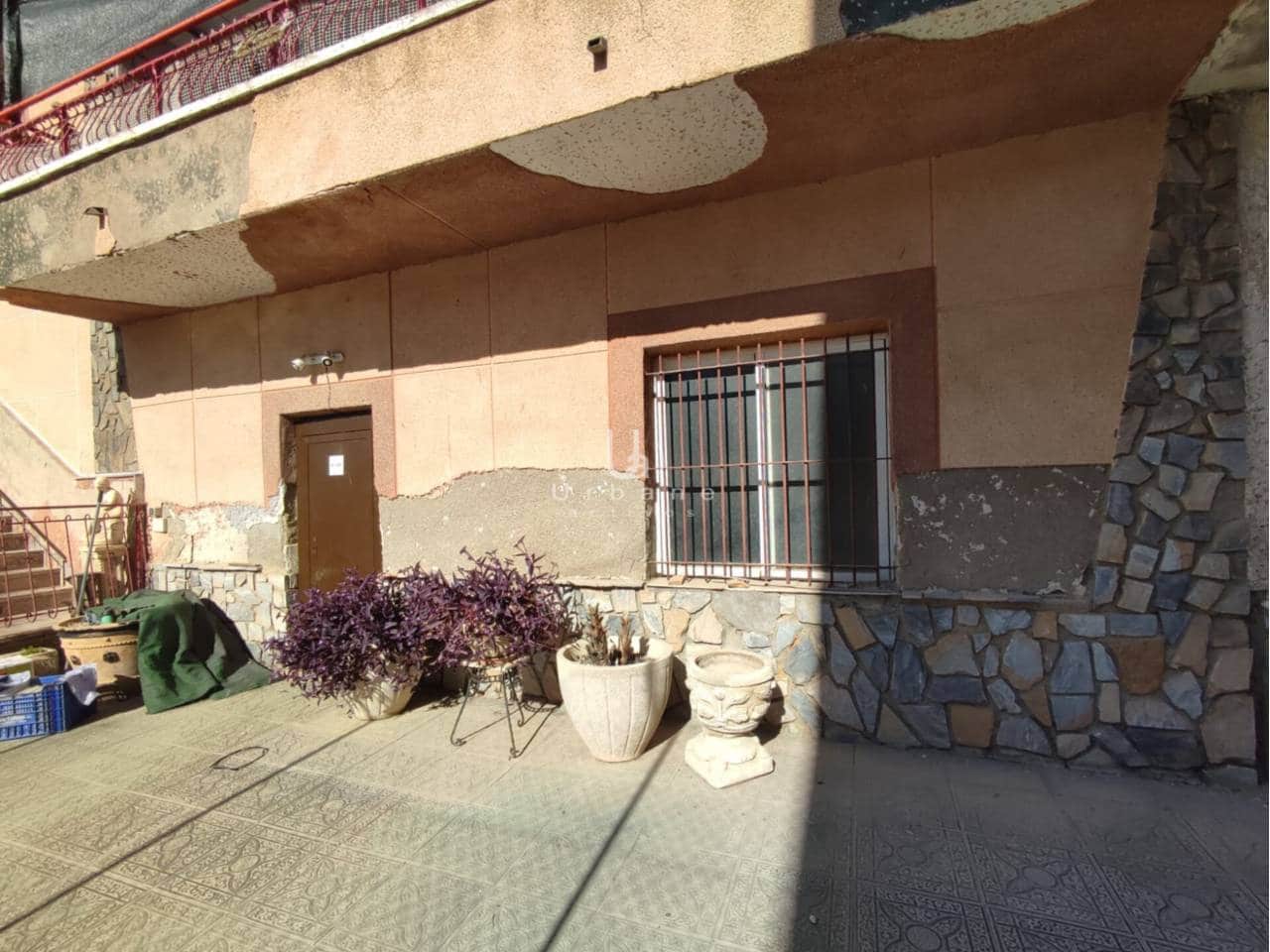 Commercieel te koop in Santa Cruz - € 79.000 (Ref: 9371593)