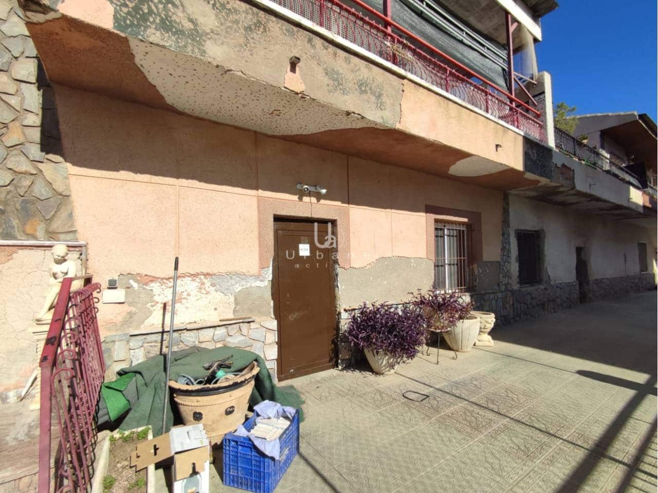 Commercieel te koop in Santa Cruz - € 79.000 (Ref: 9371593)