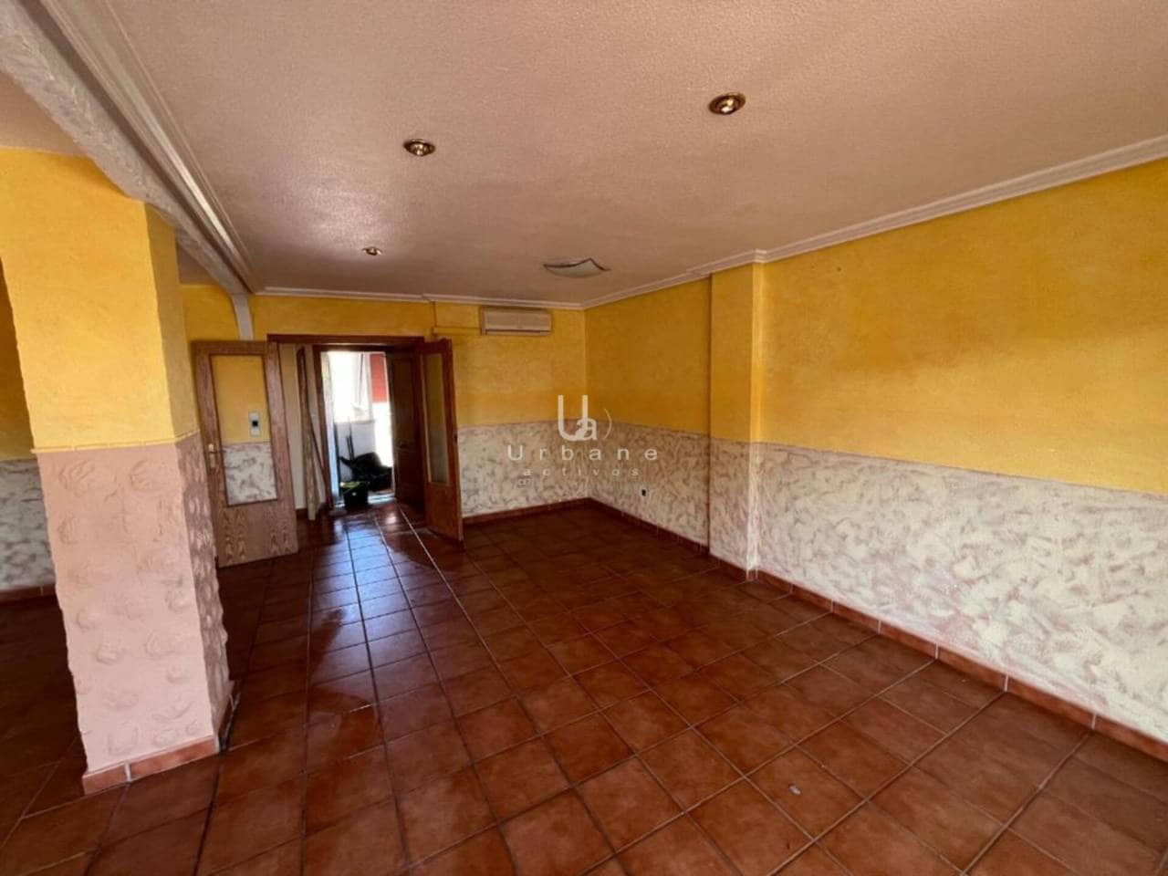 2 bedroom Flat for sale in La Villajoyosa / Vila Joiosa with pool garage - € 235,000 (Ref: 9378637)