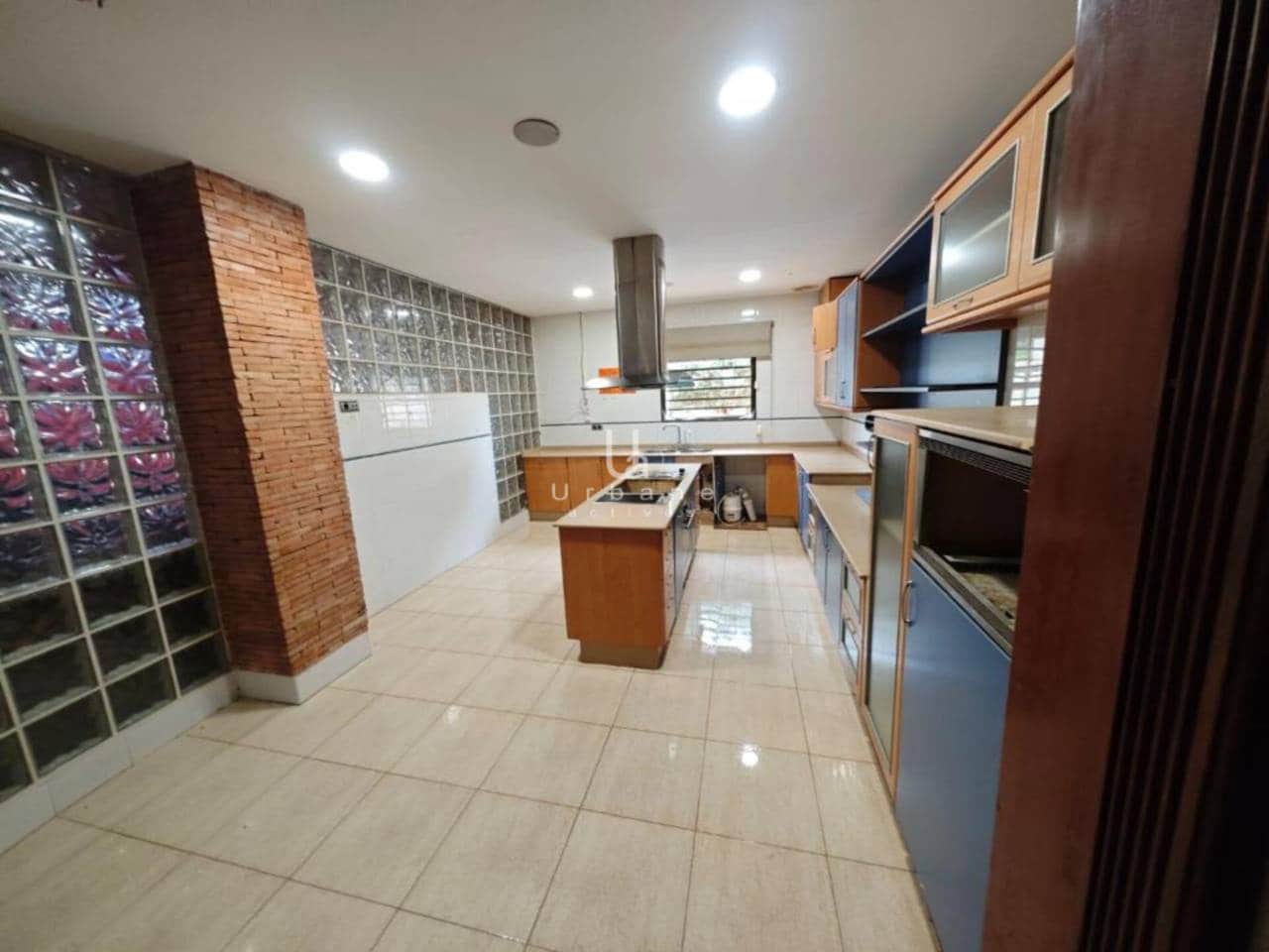 10 chambre Finca/Maison de Campagne à vendre à Atamaria avec piscine garage - 475 000 € (Ref: 9390213)