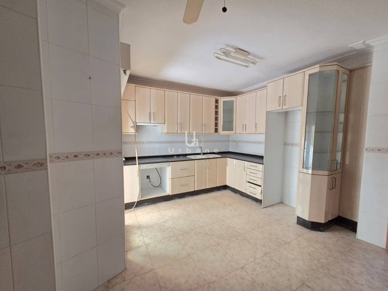 4 slaapkamer Flat te koop in El Algar - € 110.000 (Ref: 9410410)