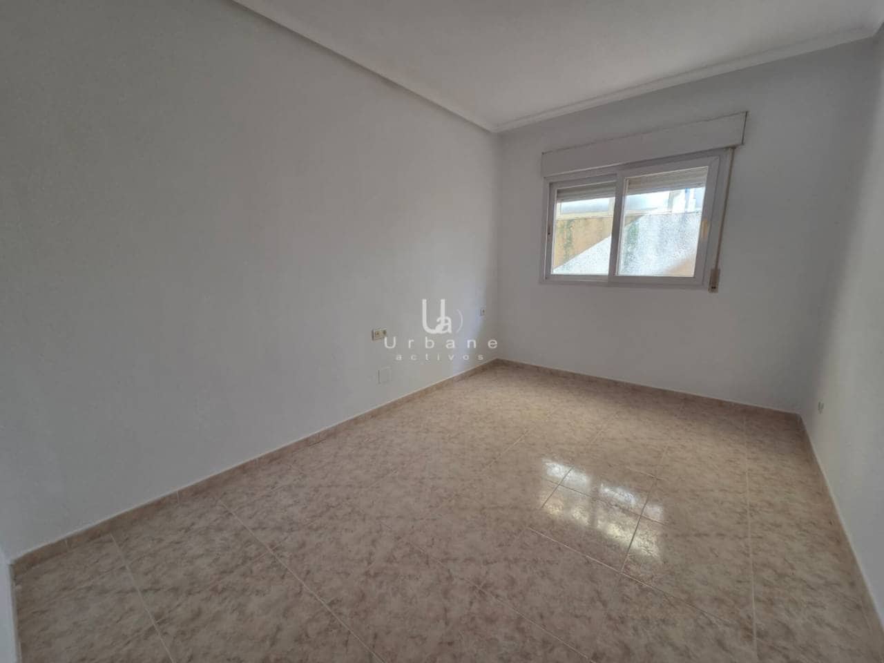 4 slaapkamer Flat te koop in El Algar - € 110.000 (Ref: 9410410)