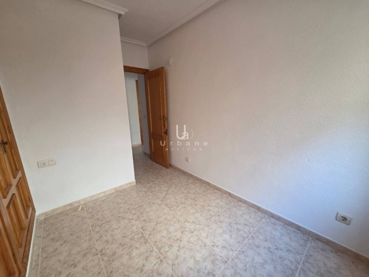 4 slaapkamer Flat te koop in El Algar - € 110.000 (Ref: 9410410)