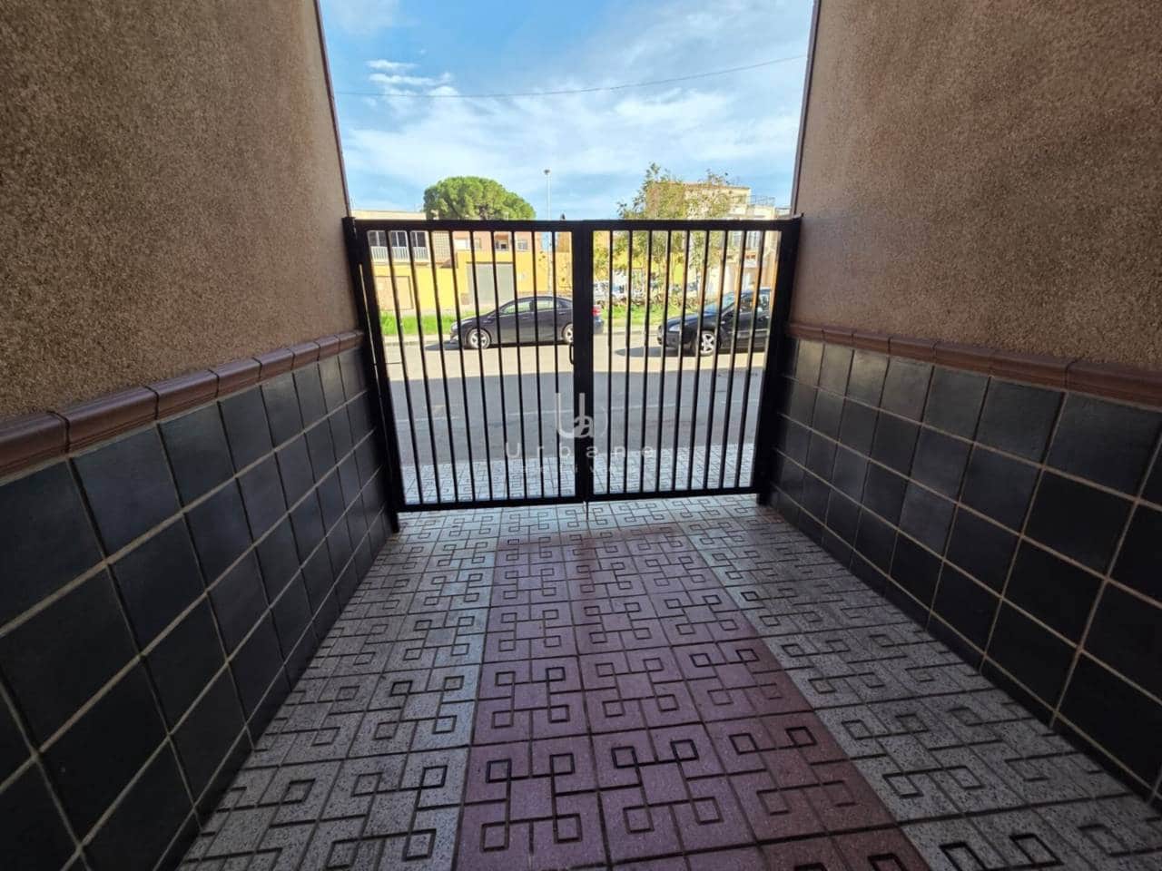 4 slaapkamer Flat te koop in El Algar - € 110.000 (Ref: 9410410)