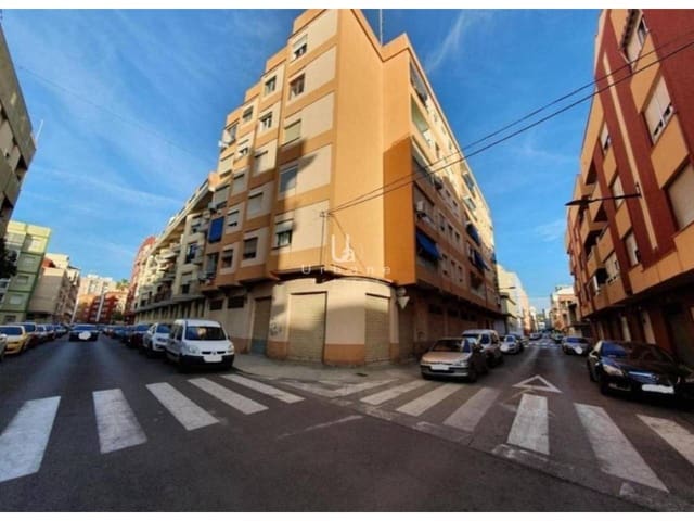 Commercial for sale in Alzira - € 120,000 (Ref: 9419226)