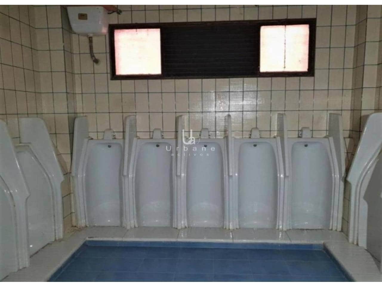 Commercial for sale in Alzira - € 120,000 (Ref: 9419226)