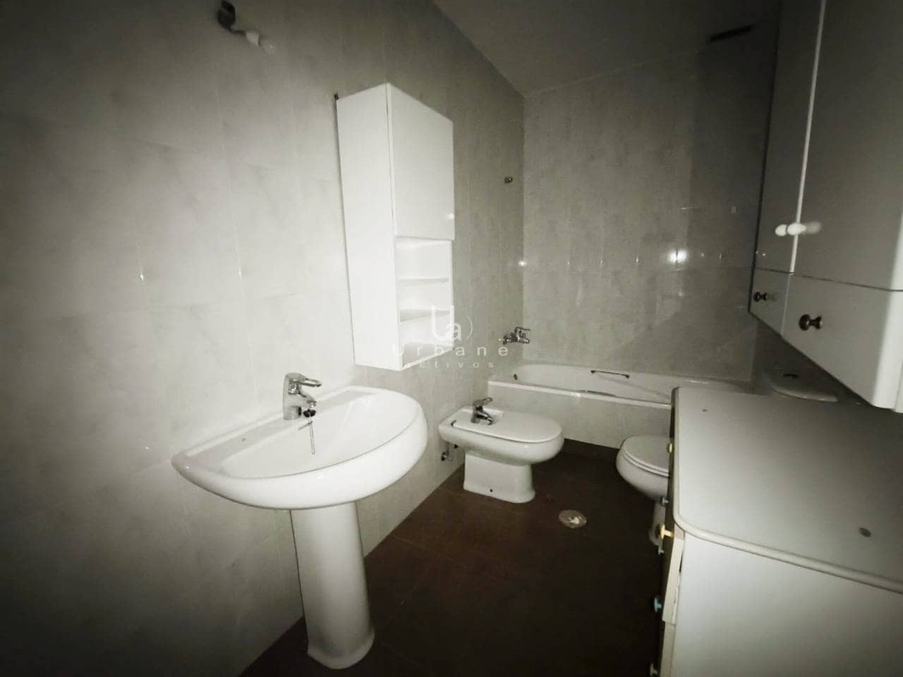 4 bedroom Townhouse for sale in El Puntal with garage - € 184,000 (Ref: 9436846)