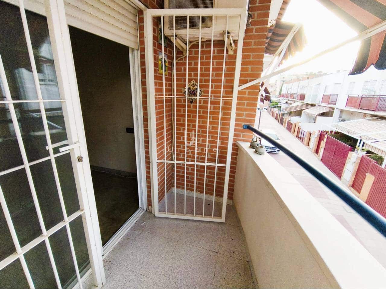 4 bedroom Townhouse for sale in El Puntal with garage - € 184,000 (Ref: 9436846)