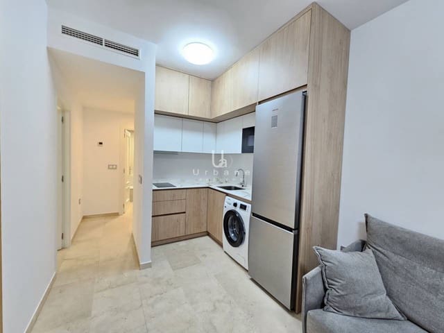 2 slaapkamer Flat te huur in La Catedral, Murcia stad met garage - € 900 (Ref: 9467964)