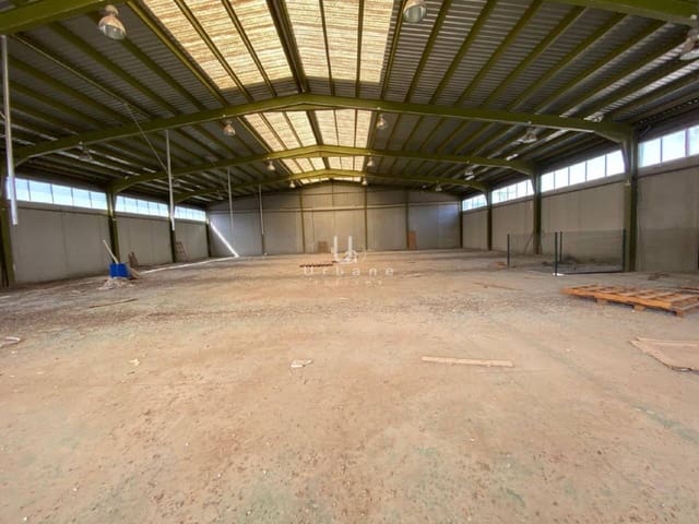 Commercial for sale in Jumilla - € 490,000 (Ref: 9467967)