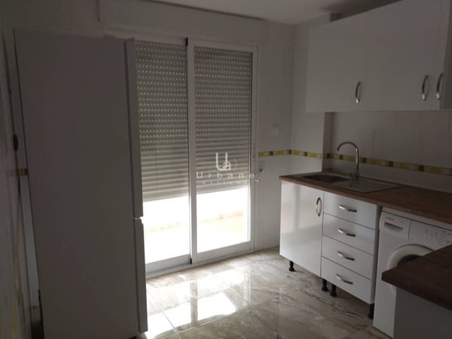 Apartamento de 4 habitaciones en Las Torres de Cotillas en alquiler con garaje - 800 € (Ref: 9470164)