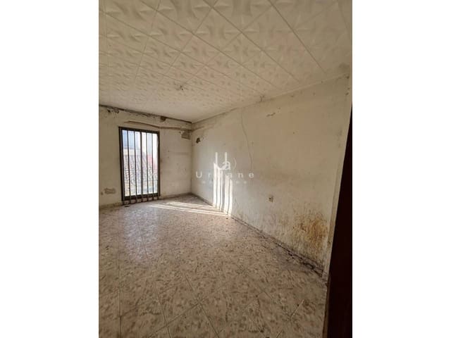 2 bedroom Townhouse for sale in Torrent - € 65,000 (Ref: 9598480)