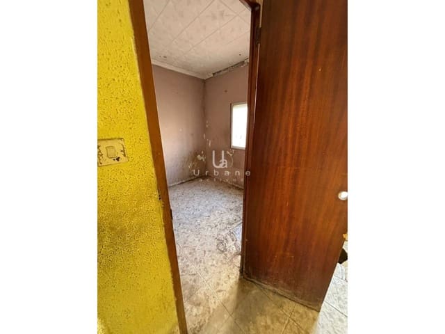 2 bedroom Townhouse for sale in Torrent - € 65,000 (Ref: 9598480)