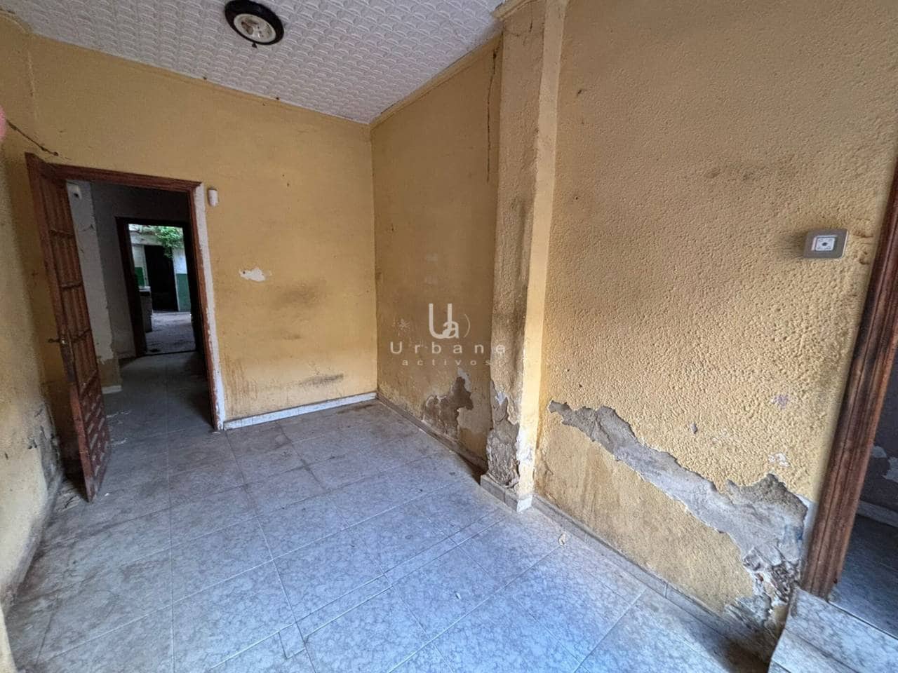 2 bedroom Townhouse for sale in Torrent - € 65,000 (Ref: 9598480)