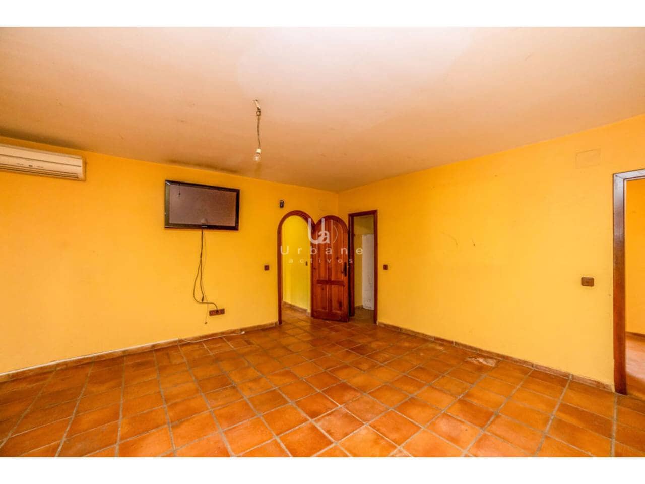 4 slaapkamer Villa te koop in Finestrat met garage - € 419.000 (Ref: 9614613)