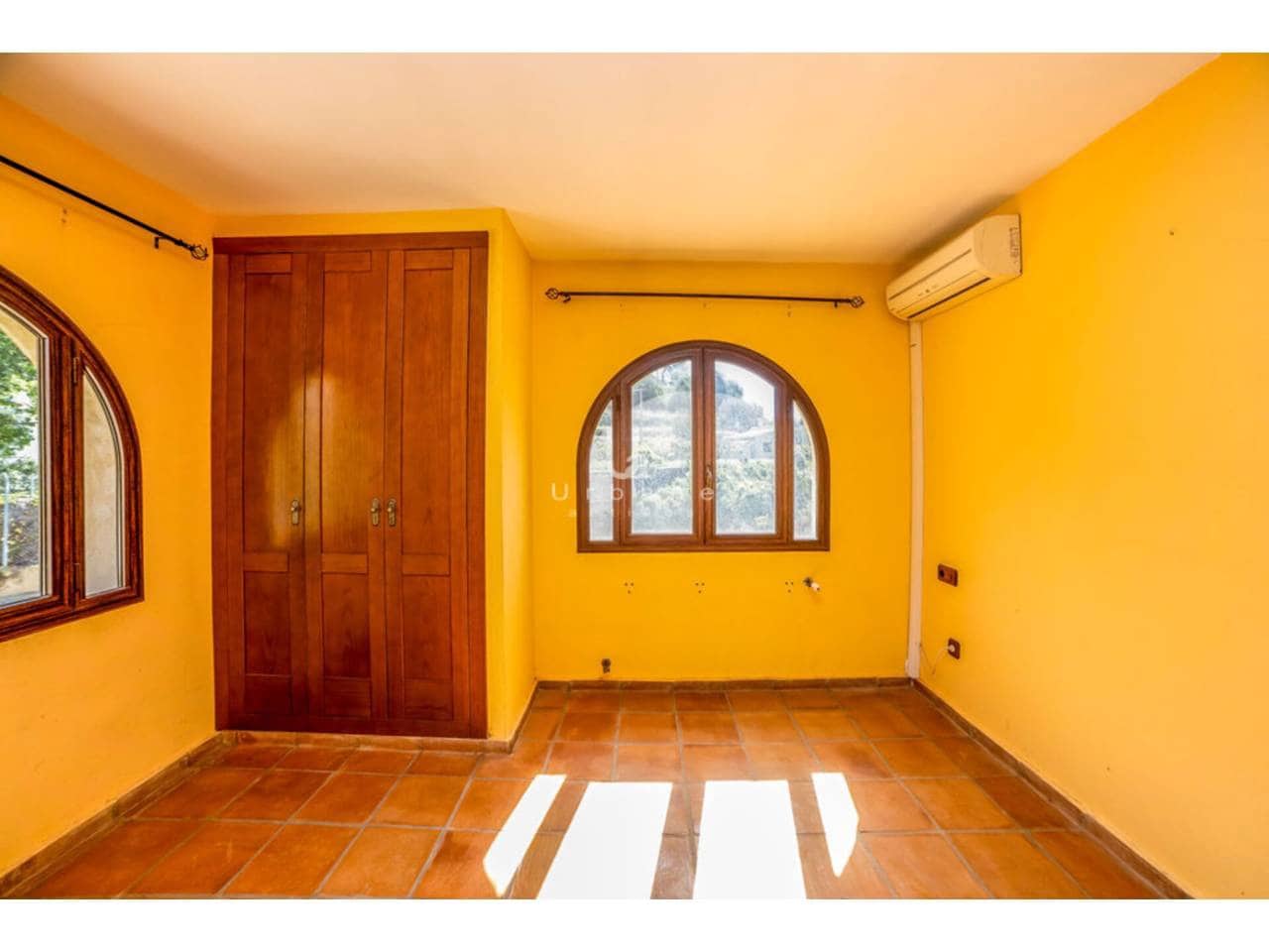 4 slaapkamer Villa te koop in Finestrat met garage - € 419.000 (Ref: 9614613)