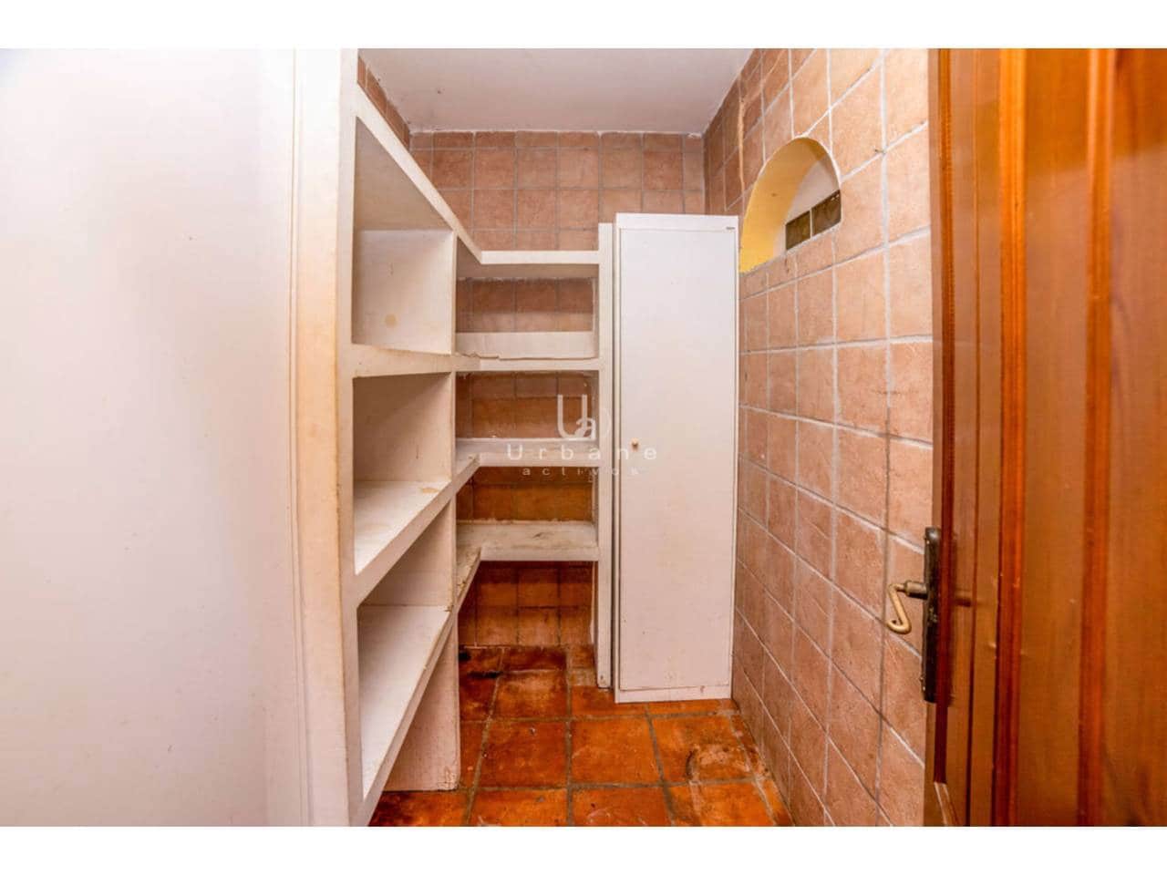 4 slaapkamer Villa te koop in Finestrat met garage - € 419.000 (Ref: 9614613)