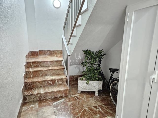 3 slaapkamer Flat te koop in El Palmar, Murcia stad - € 105.000 (Ref: 9618822)