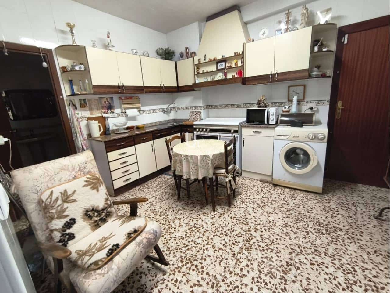 6 bedroom Finca/Country House for sale in Murcia city - € 295,000 (Ref: 9618823)