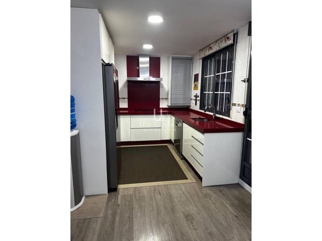 4 soveværelse Rækkehus til salg i Torreagüera, Murcia by med garage - € 375.000 (Ref: 9627126)