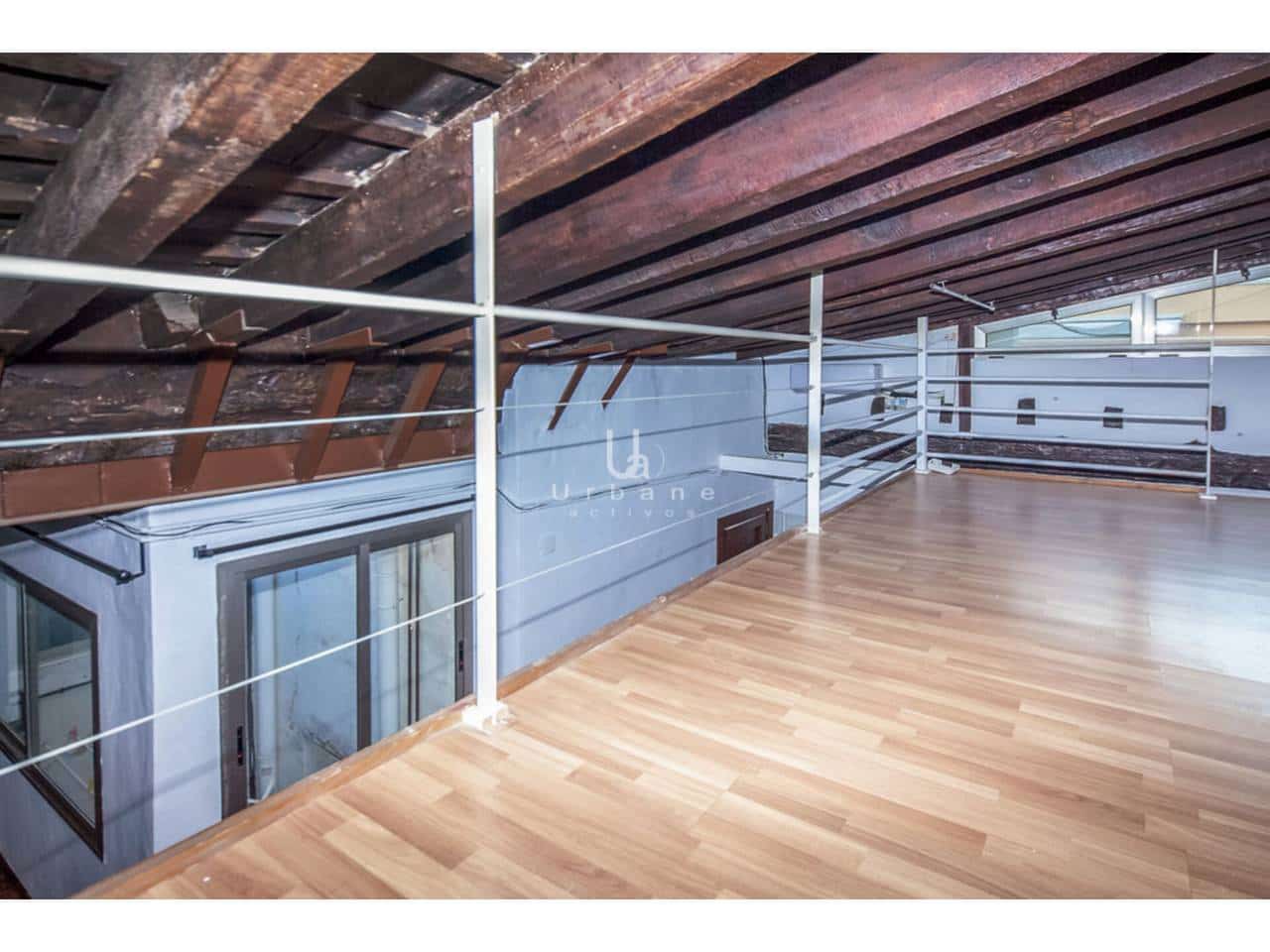 2 bedroom Flat for sale in Valencia city - € 310,000 (Ref: 9632925)