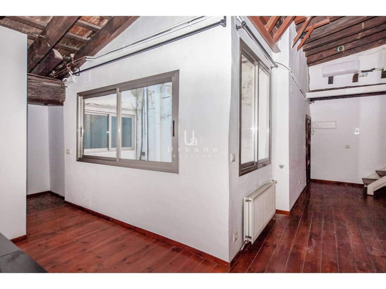 2 bedroom Flat for sale in Valencia city - € 310,000 (Ref: 9632925)