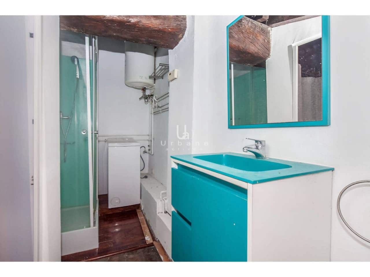 2 bedroom Flat for sale in Valencia city - € 310,000 (Ref: 9632925)