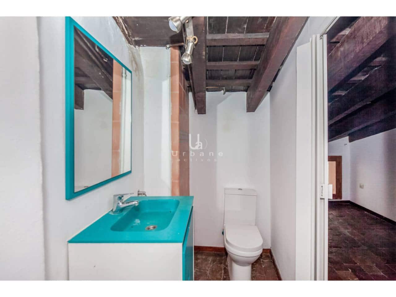 2 bedroom Flat for sale in Valencia city - € 310,000 (Ref: 9632925)