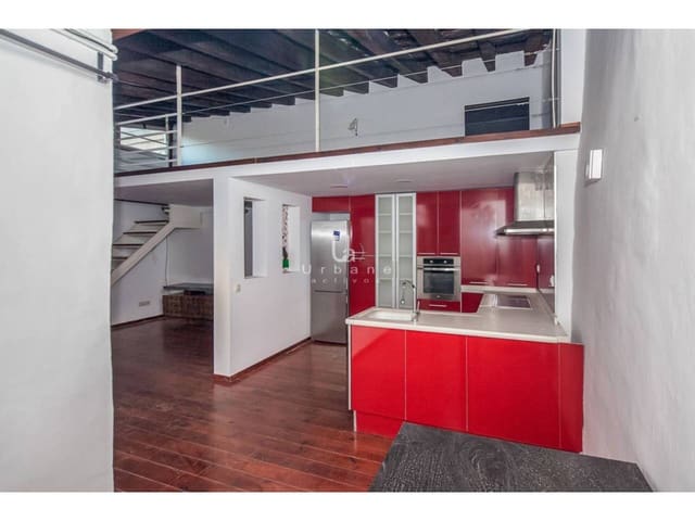 2 bedroom Flat for sale in Valencia city - € 310,000 (Ref: 9632925)